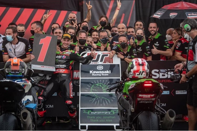 Jonathan Rea meraih juara di race pertama dan kedua di WSBK event 2021